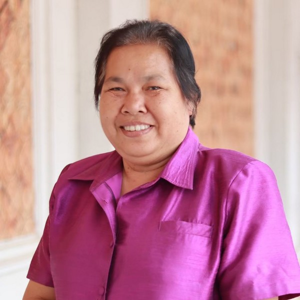 นางสาวสุภาพร คำเชื้อ