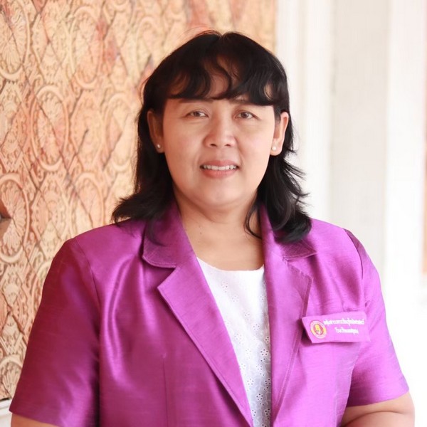นางกนกอร พันธุ์ไพโรจน์