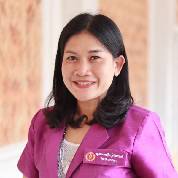 นางจีรพิศยา วังทรัพย์ดี