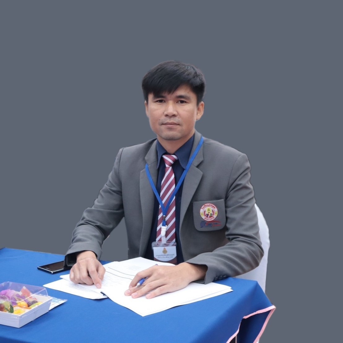 นายศักดิ์นรินทร์ พูลเพิ่ม