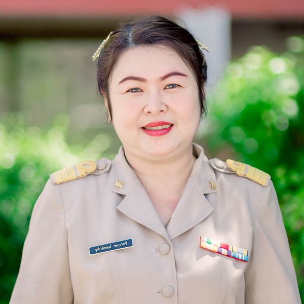 นางสาวจุฬาลักษม์ ชะบาศรี
