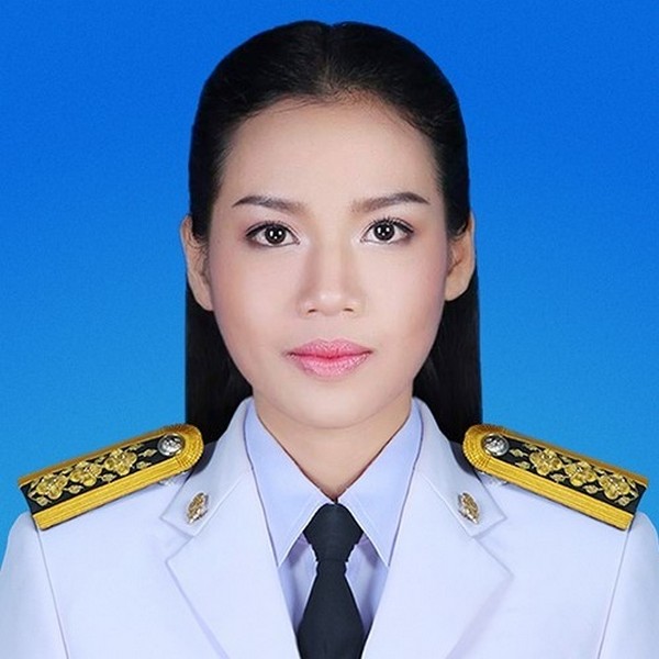 นางสาวจิราภรณ์ จันทพรม